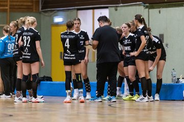 Bild 129 - wBJ SV Henstedt Ulzburg - HSG Holstein Kiel/Kronshagen : Ergebnis: 30:28
